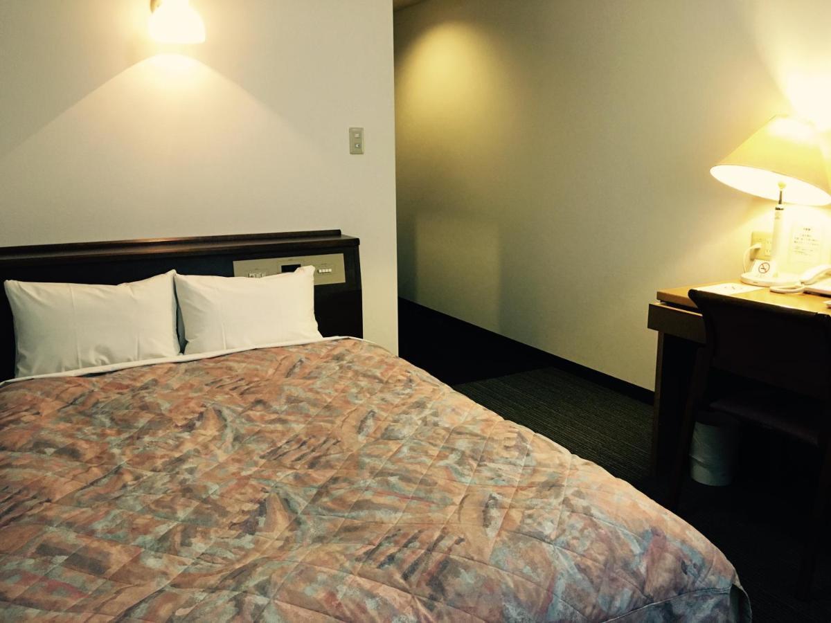 Garden Hotel Matsumoto Bagian luar foto